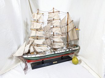 A Von Humboldt Large Model Sailboat