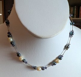 Delicate White And Black Cultured Pearl Beaded Necklace
