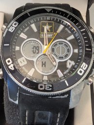 Vintage U.S. Army Men's Analog Digital Chronograph Black Silicone Watch?