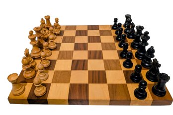 Vintage High Contrast Chess Set W/ Deluxe Wooden Chess Pieces