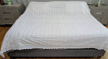 Vintage 1969 All Lace Full Size Bed Coverlette