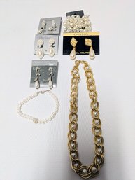 Lot Of (7) Various Pearl Costume Jewelry Items