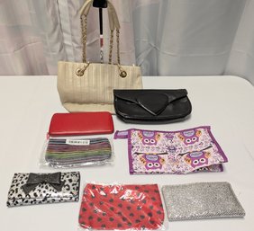 Lot Of (8) Mixed Fashion Wallets, Handbags & Zippered Pouch Items