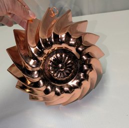 Vintage Copper-tone Aluminum Hanging Jello Or Cake Mold