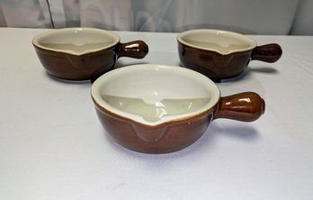Set Of 3 Vintage Hall Baking Crocks / French Onion Soup Crock Bowls With Handle