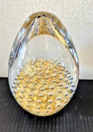 Vintage Murano-Style Art Glass Egg Paperweight With Gold Leaf And Controlled Bubbles (Bullicante)
