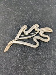 Vintage Pewter Tone Leaf Design Brooch