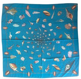 Vintage Gucci Seashells And Net Silk Scarf