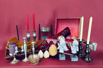 Holiday Party Table Decor, Ornaments & Two Santas  (LOC: S1)