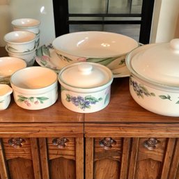 Collection Of Vintage Pfaltzgraff Pieces