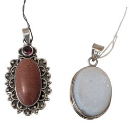 Goldstone And White Agate Pendant Necklaces Set In Sterling Silver