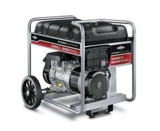 Like New Briggs & Stratton 5500 Watt 5500-Watt Gasoline Portable Generator (Cord Set Included)