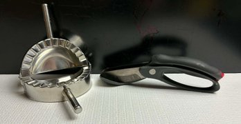 Pampered Chef Salad Chopper & Dumpling Maker