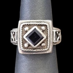 (M35) Vintage Sterling Silver Garnet Ring, Size 6