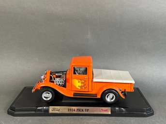 Ford 1934 Ford Pick Up Replica On Stand, 1:18 Scale