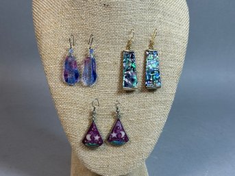 Pretty Earrings With Complimentary Colors
