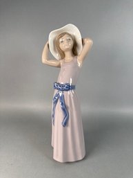 Vintage Lladro 'Curious Girl With Straw Hat' Porcelain Figurine
