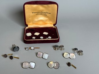 Beautiful Art Deco Mother Of Pearl Cuff Links