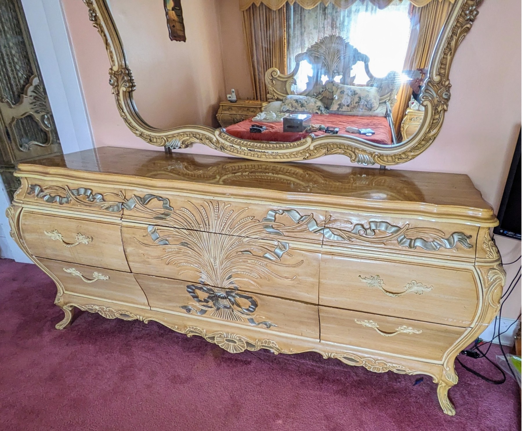 Vintage Glen Traditionals, Inc, PA, For Romo Furniture Triple