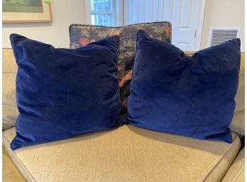 Set Of 3 Decorative Throw Pillows