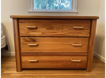 Solid Wood 3 Drawer Dresser