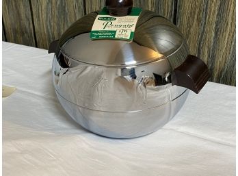 MCM Penguin Hot & Cold Server