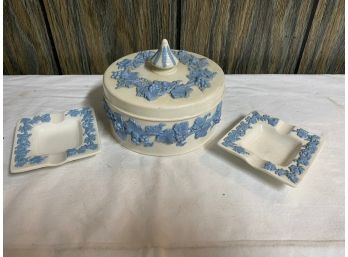 Beautiful Wedgwood Dish And Ashtrays Made In England