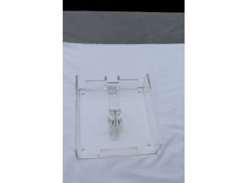 Excellent Mid-Century Lucite Napkin Holder & 5 Lucite Drink Coasters