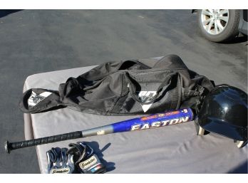 Youth Batting Helmet, Bat, & Carry Bag