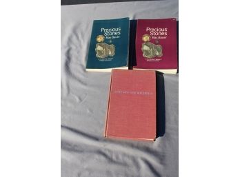 3 Excellent Books On Gems
