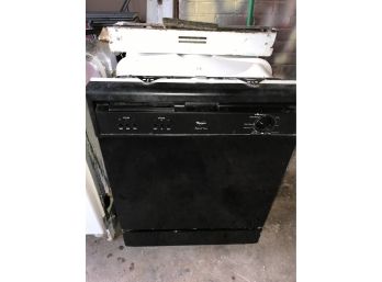 Whirlpool Under Counter Dishwasher
