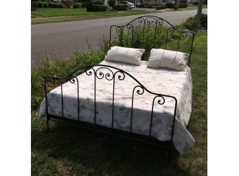 Incredible Completely HAND MADE Wrought Iron Bed - Queen Size CUSTOM MADE - Fantastic Bed ! WOW !