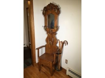 Fantastic C.1890 / C.1900 Antique Tiger Oak Victorian Hall Tree W/ Umbrella Storage And  Underseat Storage