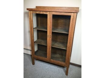 Great Looking Antique Oak Book Case / Display / China Cabinet - C.1920's - GREAT PIECE !