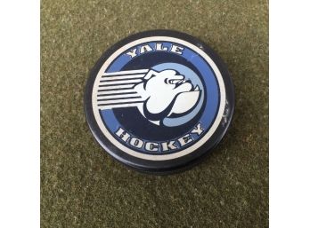 Yale Hockey Puck. Yale University Hockey. ECAC Hockey. Official Hockey Puck. Made In Slovakia. Vegum.
