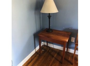 Side Table With Lamp