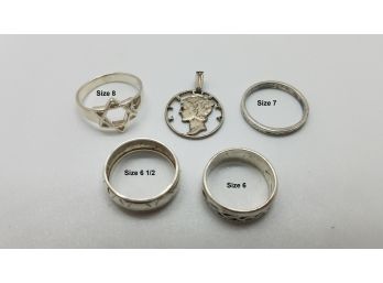 Lot Of 5 Sterling Silver Pieces ~ 4 Rings And A Lovely Mercury Dime Pendant