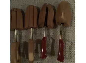 Two Sets Of Shoe Trees And One Stretcher (foot Fitter)