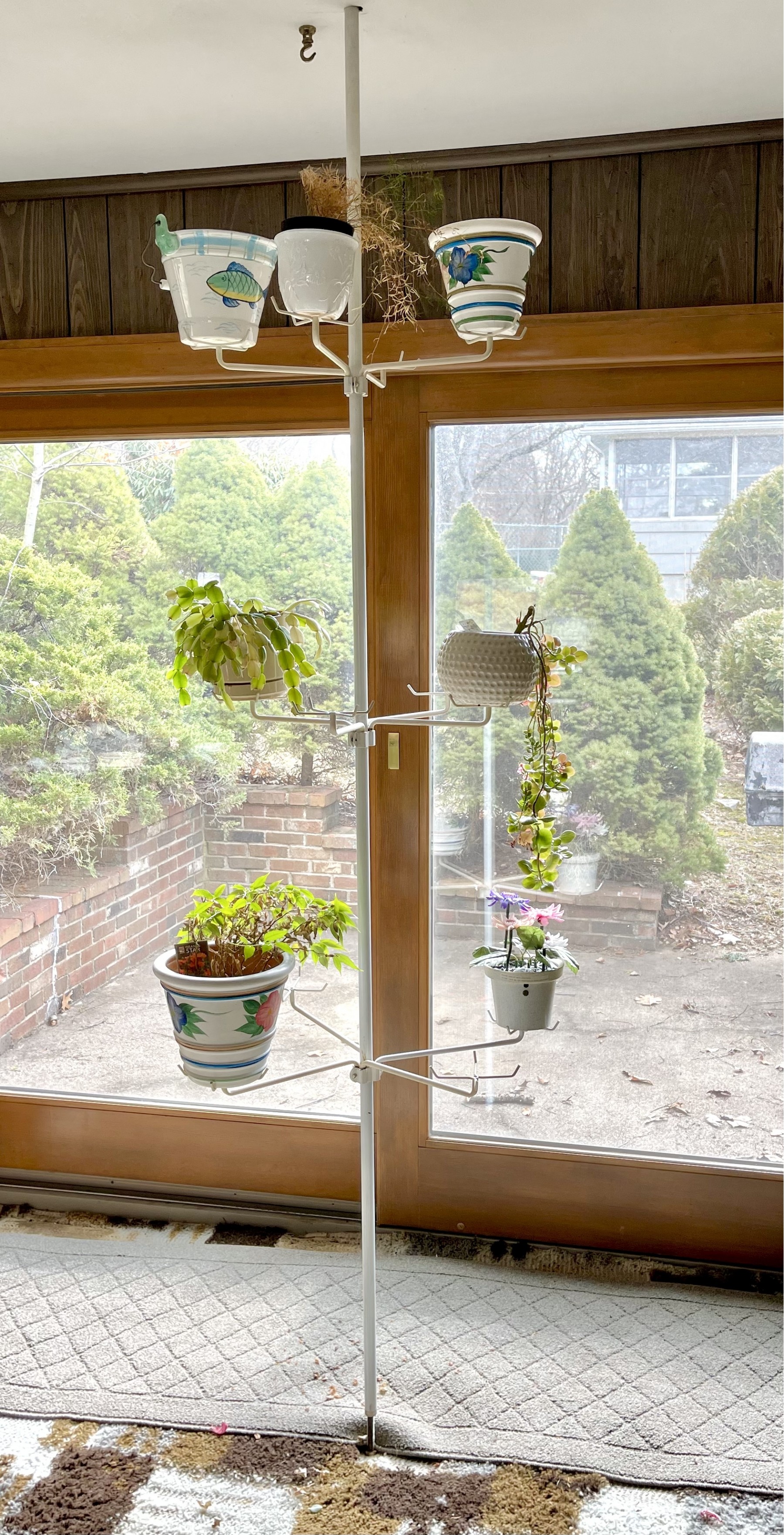 Vintage Tension Pole Multi Plant Stand #800041 | Auctionninja.com