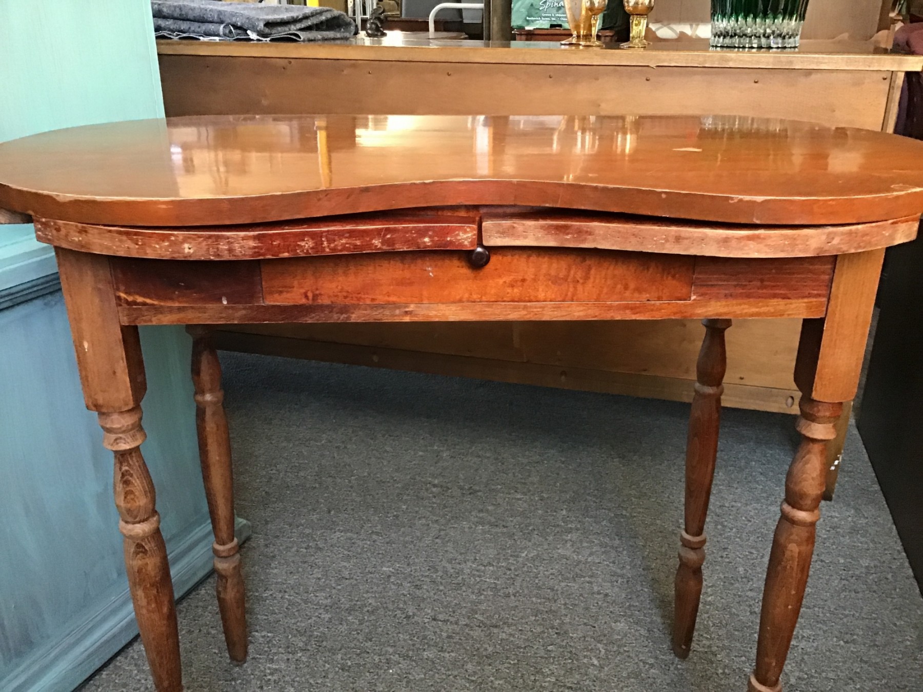 Kidney Shaped Vanity / Dressing Table, Center Drawer, Pullout Arms (to  Attach Skirt) #806958 | Auctionninja.com