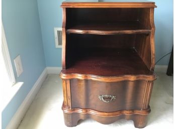 Antique Mahogany Williamsport Nightstand