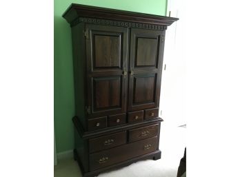 Vintage Mahogany Linen Press/Wardrobe And Chest
