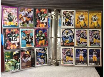Binder With More Than 350 Green Bay Packers Football Cards With Brett Favre
