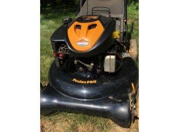 POULIN PRO 6.5 Hp Push Mower