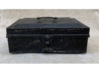 (19th C) AMERICAN JAPANNED TOLEWARE SPICE BOX