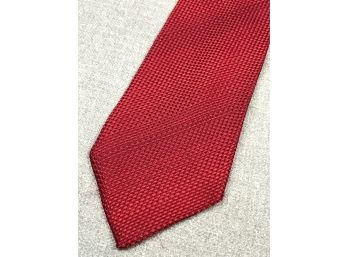 Incredible Like New GUCCI Red Silk Tie - Great Condition -  All Silk - Made In Italy - $200-$275 Retail Price