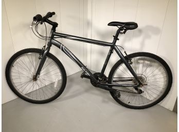 Fantastic RALEIGH TALUS 2.0 Mountain Bike - Was Over $800 New - Nice Bike - Overall Good Condition - Nice !