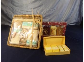 Bath Lot (New In Packages)