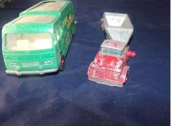 Lot Of 2 Matchbox King Size Vehicles