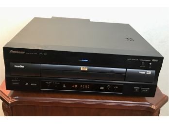 PIONEER DVL-919 Laser Disk Player